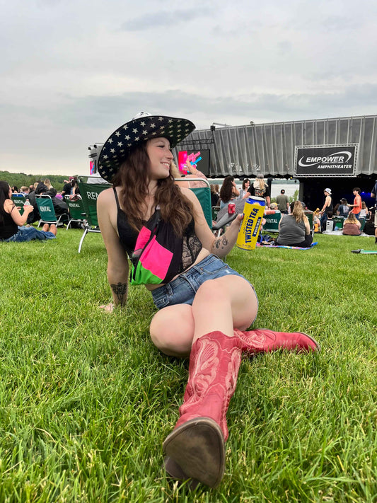 🎶 Festival Outfit Inspiration: The Ultimate Guide for Granola Girls (and Anyone Who Loves Dancing Outside)
