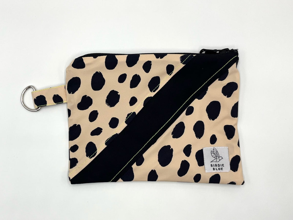 The Zip Pouch